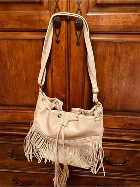 Fringed Drawstring Shoulder Bag - Cream